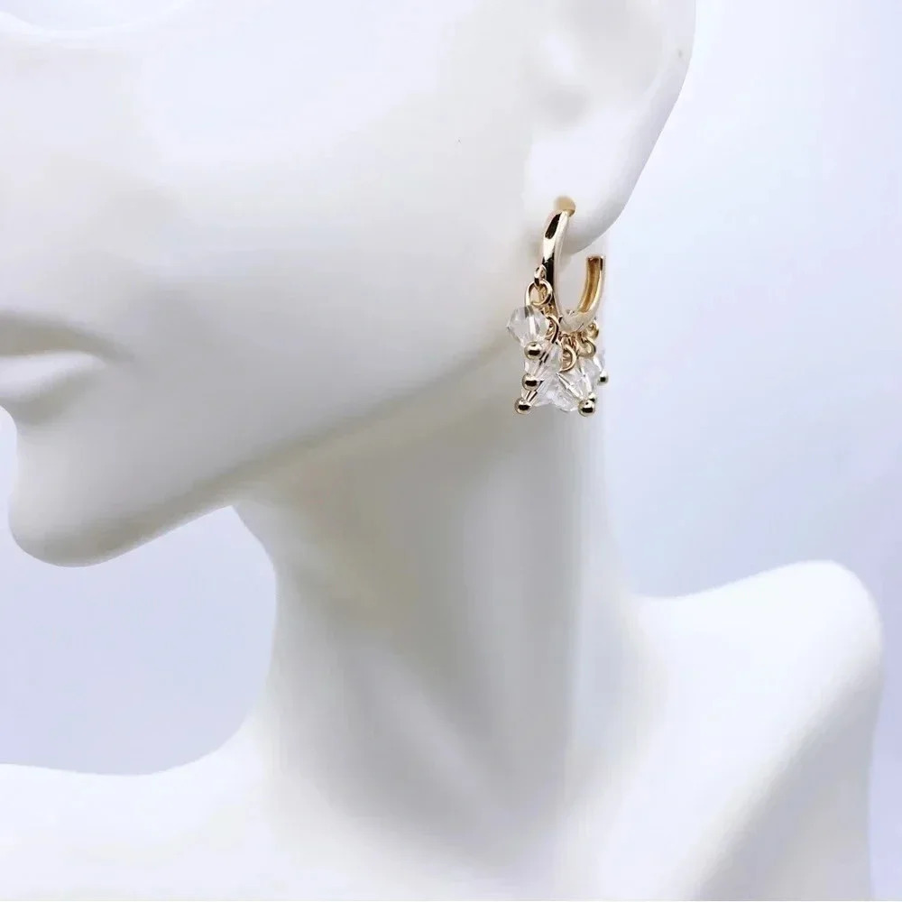 Clear beads hoops - Picture 3 of 6